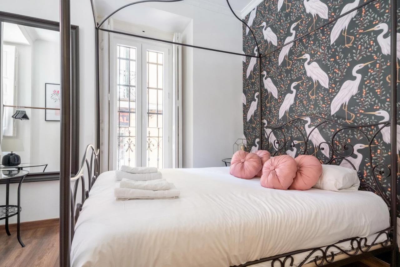 2 Bedrooms 2 Bathrooms Furnished - Malasana - Bright Stylish - Mintystay مدريد المظهر الخارجي الصورة